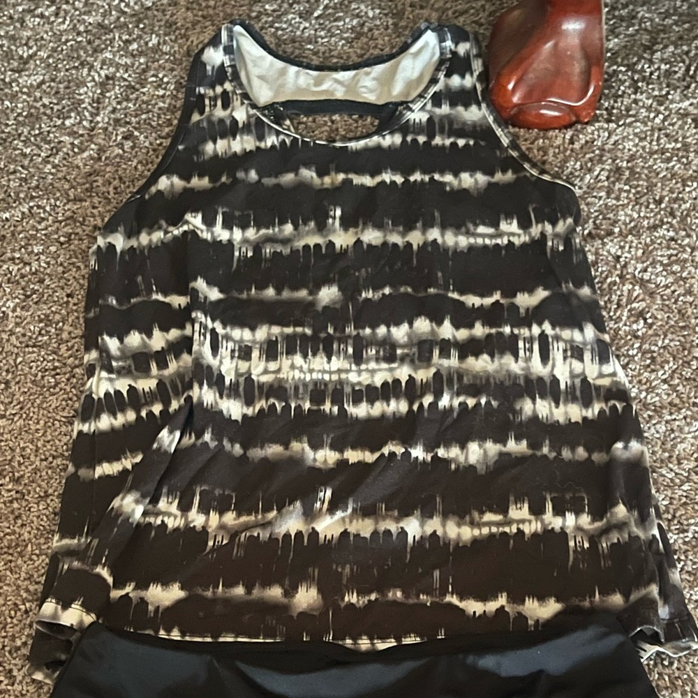 Black and white tank top